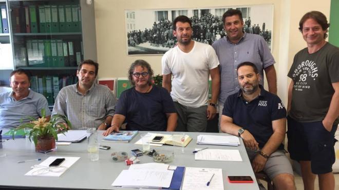 Πάτρα - ΣΚΕΑΝΑ: "Καταργείται πλήρως η άδεια λειτουργίας καταστημάτων Υγειονομικού ενδιαφέροντος"