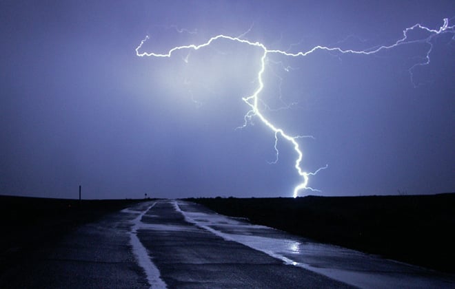 Κεραυνοί προκάλεσαν πυρκαγιές