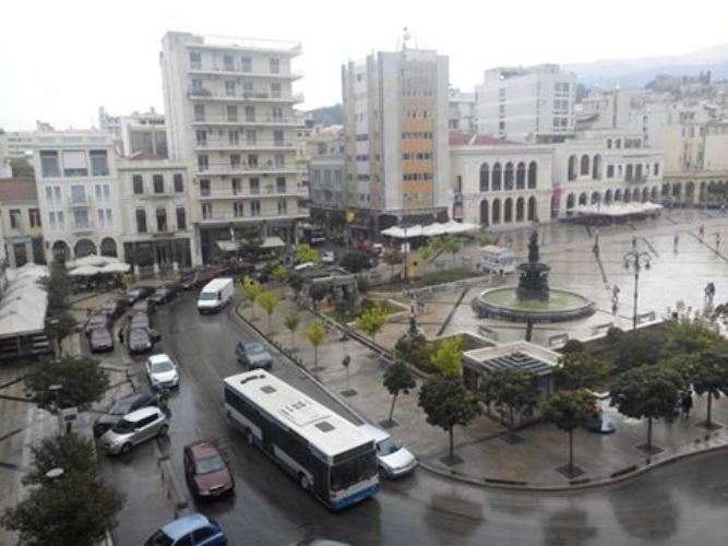Πάτρα: ΠΡΟΣΟΧΗ - Δεν λειτουργούν τα φανάρια στην Κορίνθου και Βορ. Ηπείρου