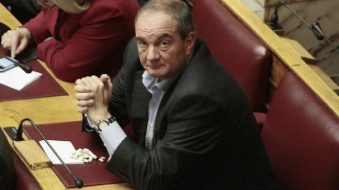 Δύο γυναίκες πρωταγωνίστησαν στο σχέδιο «Πυθία 1» και κυνηγούσαν τον Κώστα Καραμανλή