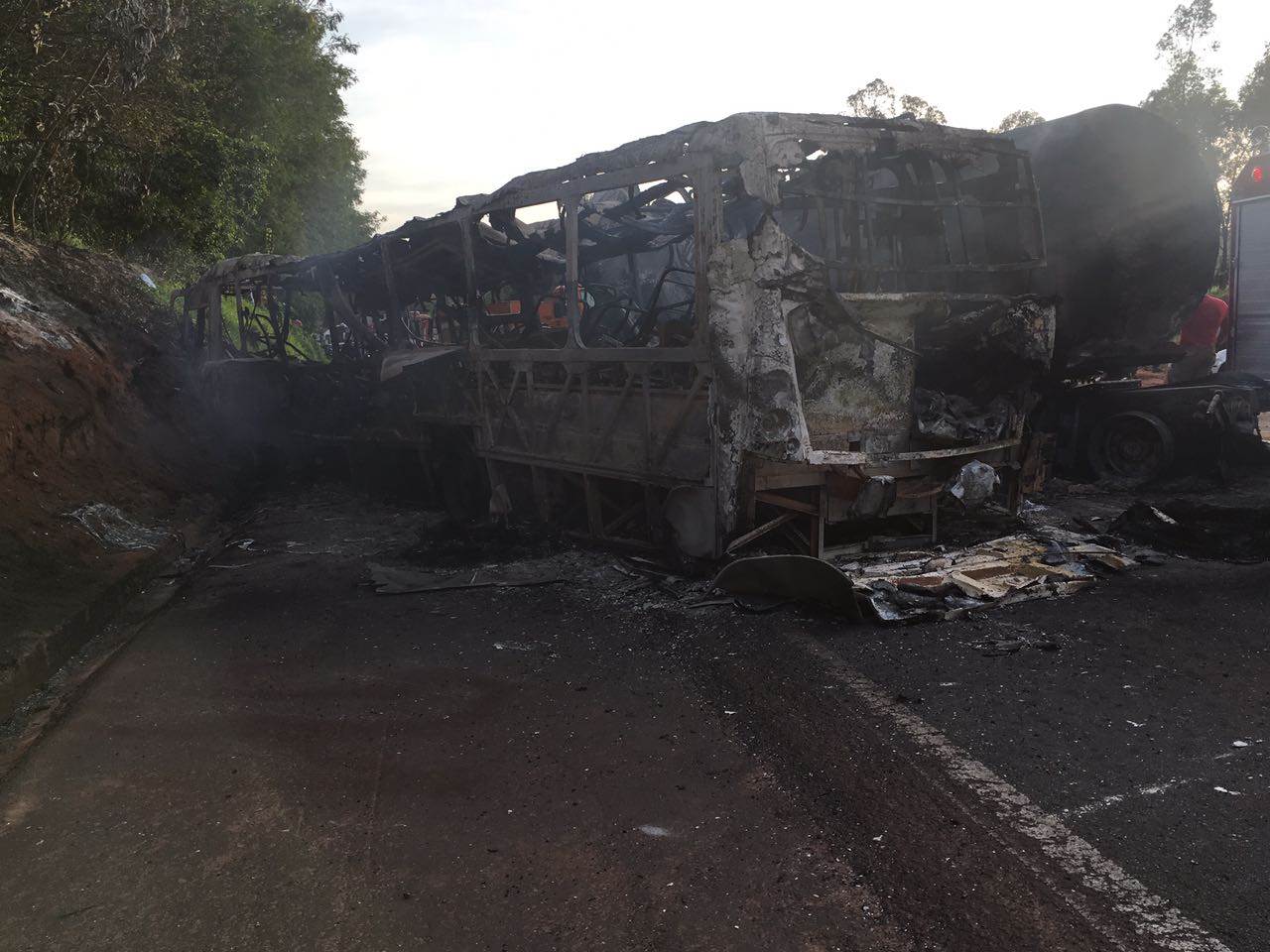 Τραγωδία στη Βραζιλία με 20 νεκρούς - ΔΕΙΤΕ ΦΩΤΟΓΡΑΦΙΕΣ