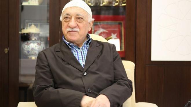 Πέντε Τούρκοι - υποστηρικτές του Γκιουλέν ταξίδεψαν στην Ελλάδα και θα ζητήσουν άσυλο