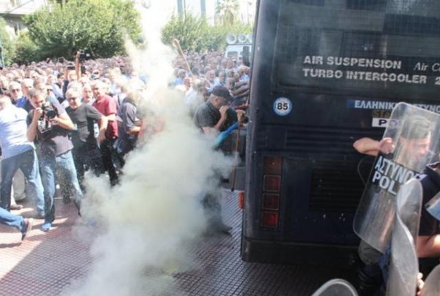 Ο ψεκασμός των συνταξιούχων στον Συνήγορο του Πολίτη