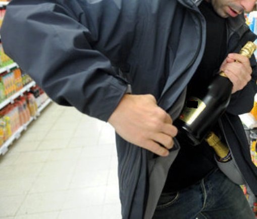 Συνελήφθη 42χρονος στο Αίγιο - Ακινητοποιήθηκε από υπάλληλο Σούπερ Μάρκετ