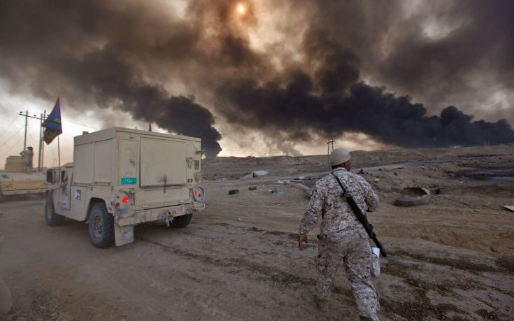 ISIS: Έβαλε φωτιά σε εργοστάσιο θείου στη Μοσούλη