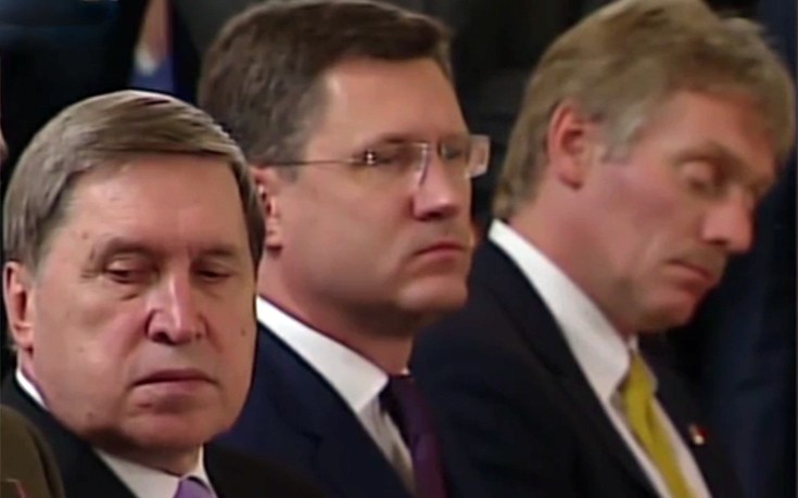 Ο εκπρόσωπος του Κρεμλίνου πήρε έναν υπνάκο σε ομιλία του Ερντογάν - ΒΙΝΤΕΟ