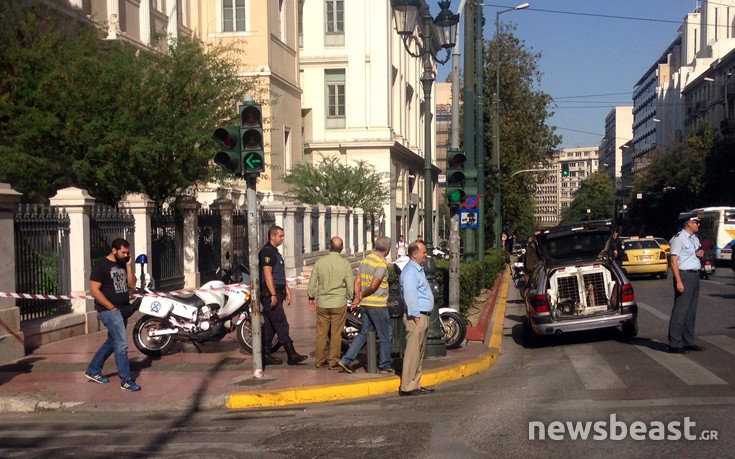 ΕΚΤΑΚΤΟ: Τηλεφώνημα για βόμβα στο Συμβούλιο της Επικρατείας - Διεκόπη η συνεδρίαση για τις τηλεοπτικές άδειες - ΝΕΟΤΕΡΑ
