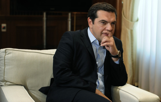 Όλο το οικονομικό επιτελείο στο Μέγαρο Μαξίμου - Τρία νομοσχέδια απαίτησε άμεσα ο Α. Τσίπρας - Τι αποκάλυψε για τον "κόφτη"