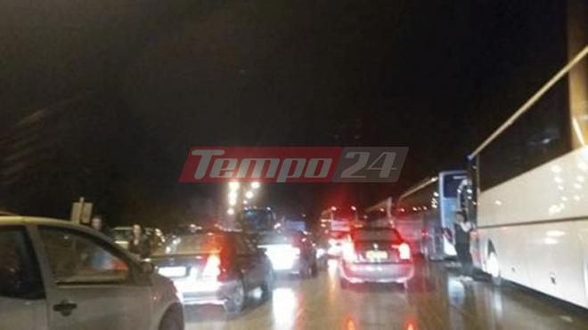 Πάτρα: Η εορτή του Πολιούχου Αποστόλου Ανδρέου έφερε ..κυκλοφοριακό χάος - Ποιοι δρόμοι είναι απροσπέλαστοι - ΦΩΤΟΓΡΑΦΙΕΣ