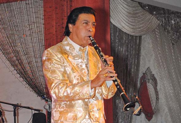 Γιώργος Μάγκας: Έχω έτοιμο σακάκι για τον Βαρουφάκη