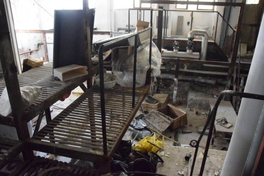 Σοκ από την εικόνα του παλιού νοσοκομείου στο Αγρίνιο! - Έχει μετατραπεί σε «υγειονομική χωματερή» - Πλιάτσικο και το ρεύμα ακόμα ... συνδεδεμένο - ΦΩΤΟΓΡΑΦΙΕΣ