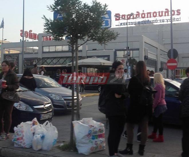 Πάτρα: Λήξη συναγερμού στο σούπερ μάρκετ ΑΒ Βασιλόπουλος και στο πολυκατάστημα Jumbo (ΝΕΟΤΕΡΑ) - ΔΕΙΤΕ ΦΩΤΟΓΡΑΦΙΕΣ