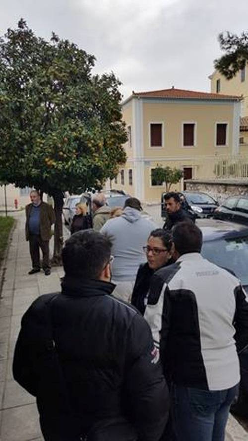 Πάτρα: Στο δρόμο οι εργαζόμενοι στο Άσυλο Ανιάτων - Διαμαρτύρονται για τις καταγγελίες περί κακοποίησης τροφίμων - Προσφεύγουν στη δικαιοσύνη - ΦΩΤΟΓΡΑΦΙΕΣ - ΒΙΝΤΕΟ