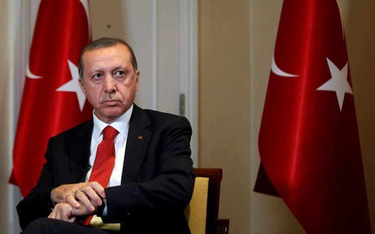 Με δημοψήφισμα αλά Brexit για την ένταξη στην ΕΕ προειδοποιεί ο Ερντογάν