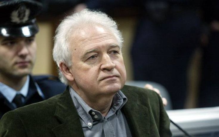 Ποιους "δείχνει" ως ασύλληπτους τρομοκράτες της 17 Νοέμβρη ο Γιωτόπουλος