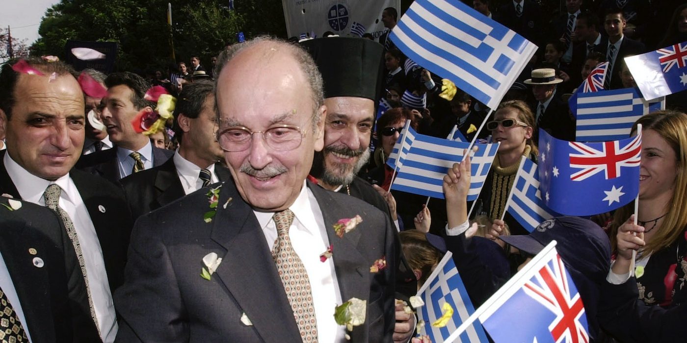 Κωστής Στεφανόπουλος: Σύμβολο ενότητας όλων των Ελλήνων - Ο Πρόεδρος που έκανε την Πάτρα υπερήφανη - ΦΩΤΟΓΡΑΦΙΕΣ ΚΑΙ ΒΙΝΤΕΟ ΑΠΟ ΤΗ ΔΙΑΔΡΟΜΗ ΤΟΥ