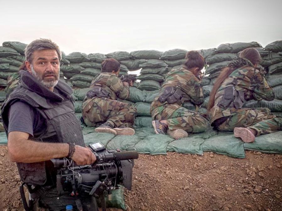 Περικλής Αγγελόπουλος: Ο Πατρινός εικονολήπτης στην πρώτη γραμμή ...ανακατάληψης της Μοσούλης - ΦΩΤΟΓΡΑΦΙΕΣ