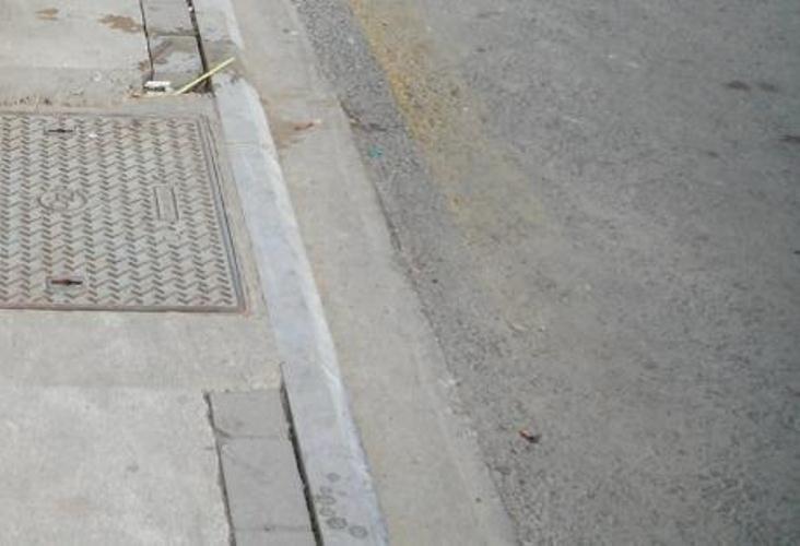 Απίστευτο! Πολίτες αγανάκτησαν και ζητούν να εργαστούν οι ίδιοι για να φτιαχτούν φανάρια και πεζοδρόμια!