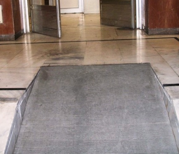 Απίστευτο - Πάτρα: Οι Παραολυμπιονίκες, η ράμπα και η εκδήλωση που δεν έγινε ποτέ σε συγκεκριμένο χώρο - Τι συνέβη