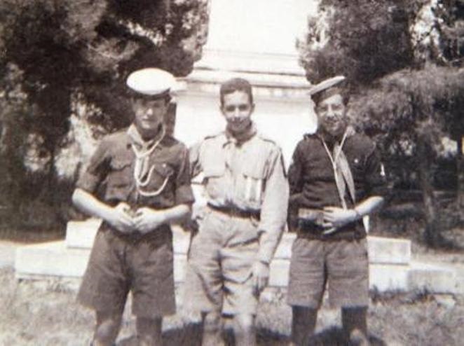 Ο Κωστής Στεφανόπουλος πρόσκοπος το 1946 - Το "αντίο" του 2ου Συστήματος Προσκόπων Πάτρας - ΦΩΤΟΓΡΑΦΙΕΣ