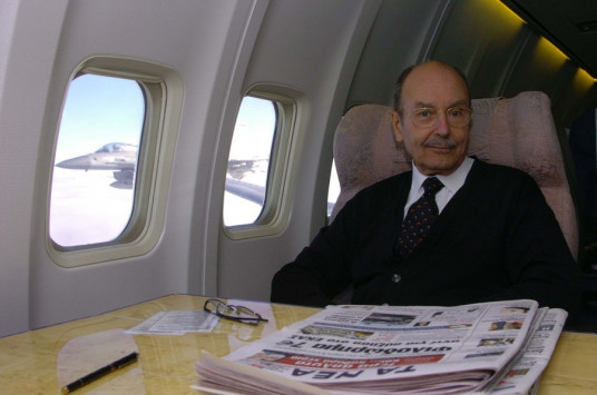 Κωστής Στεφανόπουλος: «Κατευόδιο» σήμερα με καθολική αναγνώριση - Σύσσωμος ο λαός και ο πολιτικός κόσμος τον αποχαιρετούν