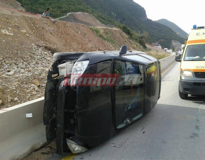 Πατρών - Κορίνθου: Τροχαίο στη νέα εθνική - Δύο τραυματίες μεταφέρονται στο Πανεπιστημιακό Νοσοκομείο