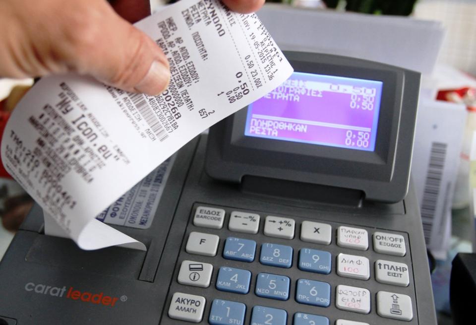 Πάτρα: Μικτά συνεργεία ελέγχου οργώνουν την αγορά - Ψάχνουν για ασφαλιστικές και φορολογικές παραβάσεις