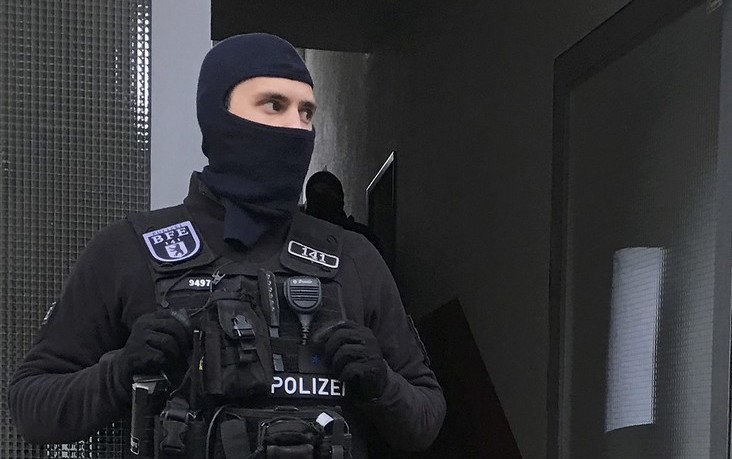 Ψάχνουν και για δεύτερο φόνο τον Αφγανό που σκότωσε την 19χρονη