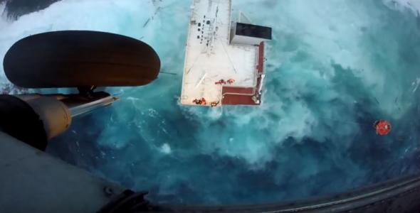 ΒΙΝΤΕΟ ντοκουμέντο - Βυθίστηκε το Cabrera ανοιχτά της Άνδρου