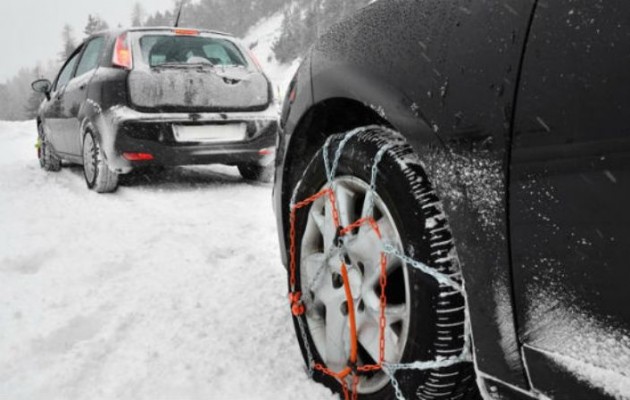 Πού έχει διακοπεί η κυκλοφορία λόγω κακοκαιρίας - Πού χρειάζονται αλυσίδες σε όλη τη χώρα