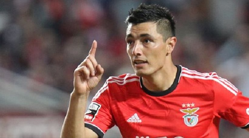 Ο Καρντόσο «ξελάσπωσε» τον Ολυμπιακό στους Ζωσιμάδες