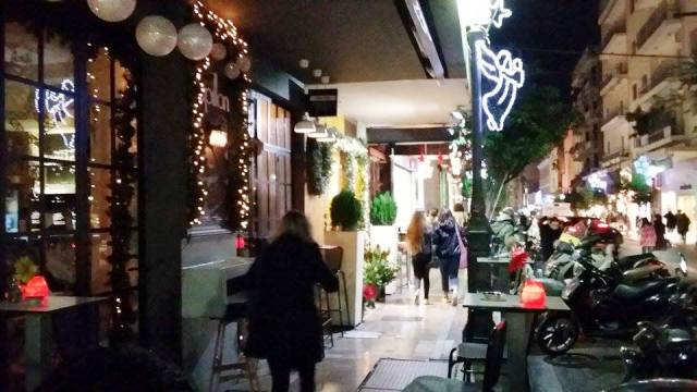 Πάτρα: Ανοίγουν σήμερα τα καταστήματα -Το εορταστικό ωράριο έως την Πρωτοχρονιά