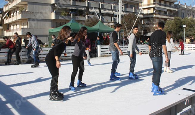 Ηλεία: Όταν ο πάγος γίνεται… παιχνίδι στον Πύργο - ΒΙΝΤΕΟ