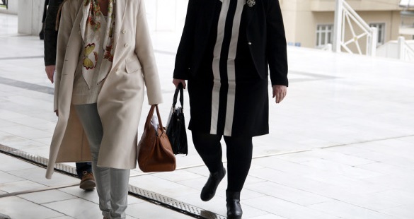 Πήγαν για έλεγχο και βρήκαν το... μπελά τους - Ιδιοκτήτες κλείδωσαν στο κατάστημα υπαλλήλους του ΣΔΟΕ!