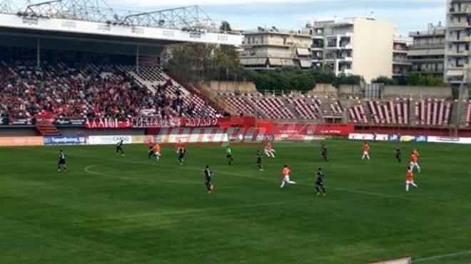 Πάτρα: Ποδοσφαιριστές της Παναχαϊκής θα βρεθούν σήμερα στο "Κοκκινόμαυρο" περίπτερο στην Πλατεία Γεωργίου