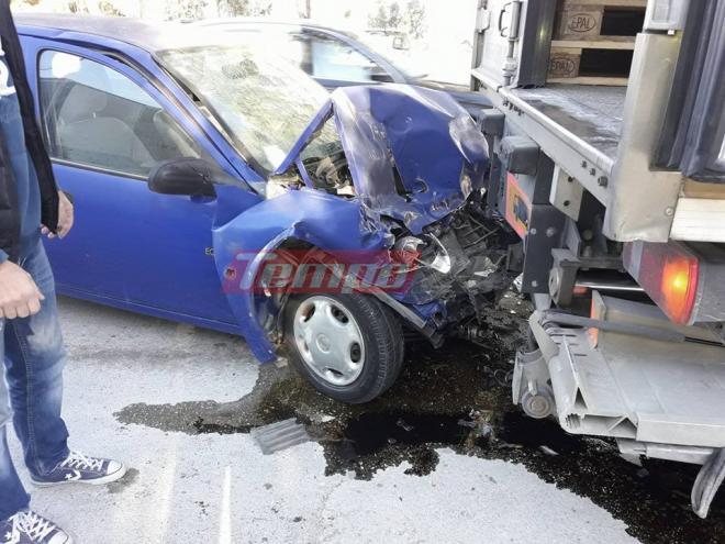 Πάτρα: Σοβαρό τροχαίο - Αυτοκίνητο καρφώθηκε σε φορτηγό στο Ρίο - Προηγήθηκε τρελή πορεία - ΝΕΟΤΕΡΑ - ΦΩΤΟΓΡΑΦΙΕΣ