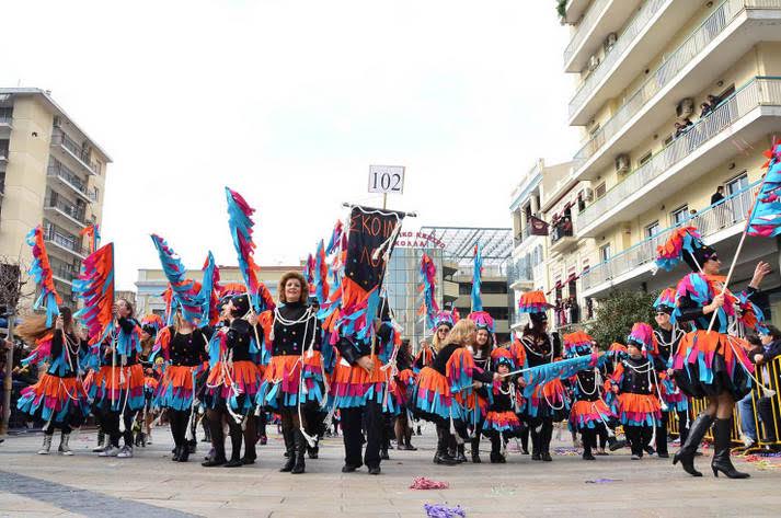 Πάτρα: Ο Μάνος Ελευθερίου παρουσίασε το βιβλίο του «Φαρμακείον Εκστρατείας» - ΦΩΤΟΓΡΑΦΙΕΣ