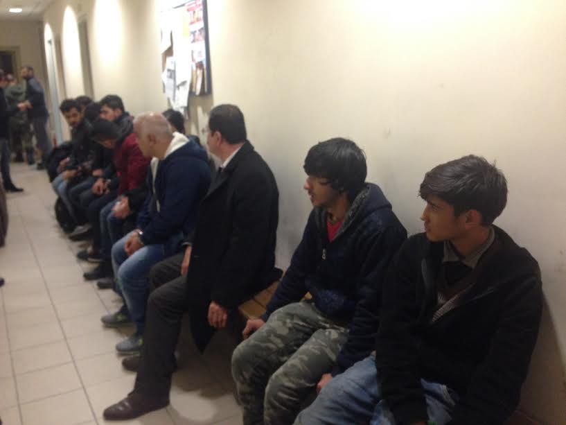 Πάτρα: Μπλόκο Λιμενικών σε φορτίο με ρούχα που "έκρυβε" μετανάστες - Στον προβλήτα του Ρίου - ΦΩΤΟΓΡΑΦΙΕΣ