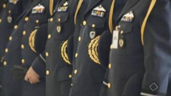 Yπουργείο Οικονομικών: Ζητά νέες μειώσεις στα μισθολόγια των ενστόλων