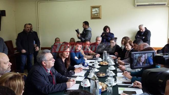 Έφη Αχτσιόγλου στο Εργατικό Κέντρο Πάτρας: «Θέλω να πληροφορείστε από εμένα τις όποιες εξελίξεις έχουμε»