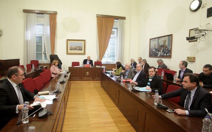 «Μύλος» με το πόρισμα της εξεταστικής για τα δάνεια των κομμάτων