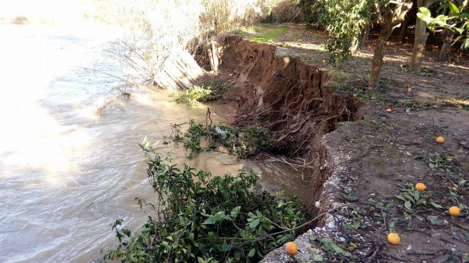 «Φούσκωσε» ο Πείρος και «έφαγε» ιδιοκτησίες - Μεγάλα προβλήματα σε Άνω και Κάτω Αλισσό από την κακοκαιρία – ΔΕΙΤΕ ΦΩΤΟΓΡΑΦΙΕΣ