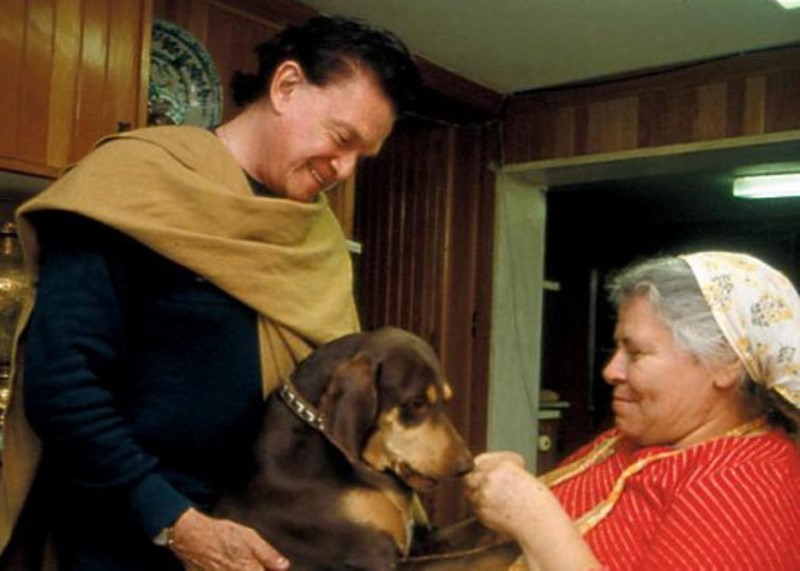 H άγνωστη ιστορία με τη γυναίκα φύλακα - άγγελο του Αλέξανδρου Ιόλα! Πέθανε μαραζωμένη μετά το θάνατό του!