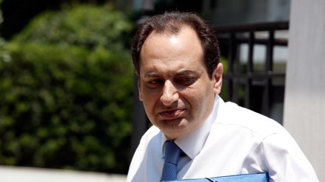 Τα χιόνια "κρατούν" τον υπουργό στην Αθήνα- Αναβάλλεται η επίσκεψη του Χρήστου Σπίρτζη