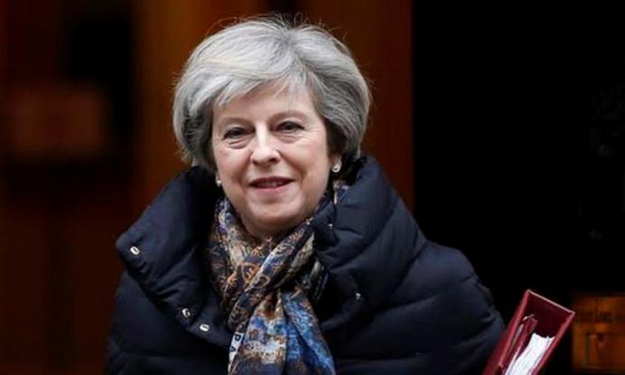 Επική δήλωση της Τερέζα Μέι για τον Τραμπ λίγο πριν συναντηθούν