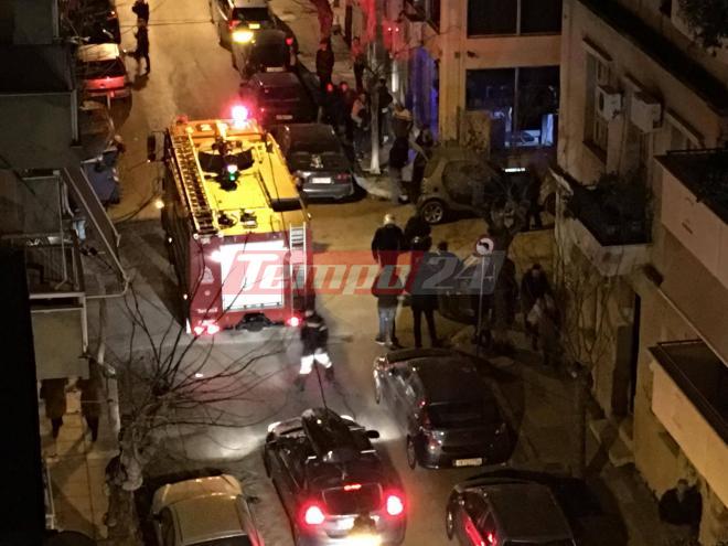 Πάτρα: Μέλους καρναβαλικού γκρουπ το αυτοκίνητο που ξέσπασε φωτιά στην οδό Παναχαϊκού - Προκλήθηκε ζημιά και σε διπλανό όχημα (ΝΕΟΤΕΡΑ) - ΔΕΙΤΕ ΦΩΤΟΓΡΑΦΙΕΣ