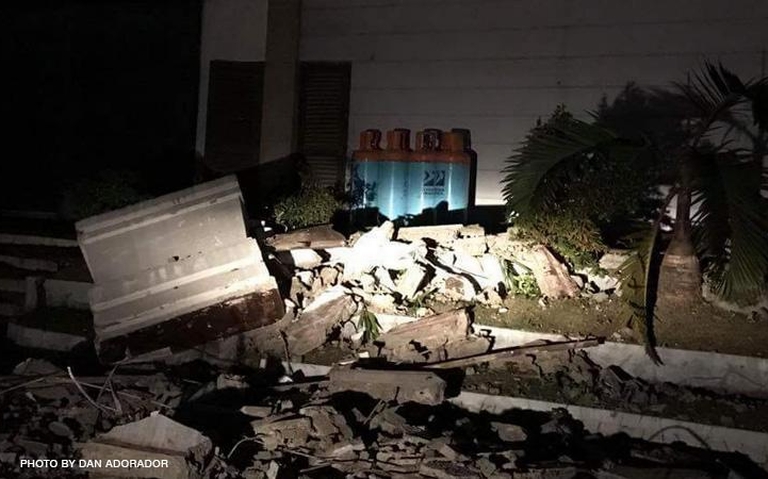 Τουλάχιστον 15 νεκροί και 90 τραυματίες από τον φονικό σεισμό στις Φιλιππίνες - ΔΕΙΤΕ ΦΩΤΟΓΡΑΦΙΕΣ