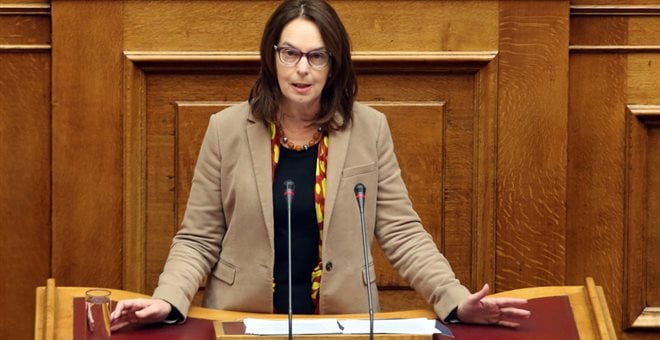 Μείωση αφορολόγητου με πρόνοια για παιδιά