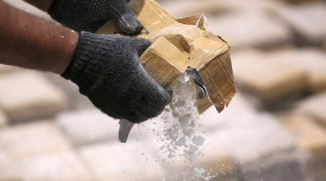 Μεγάλη επιχείρηση της Αστυνομίας σε Πάτρα και Ιωάννινα - Εγκληματική οργάνωση διακινούσε ναρκωτικά - Κοκαΐνη, χασίς, όπλα και 9 συλλήψεις