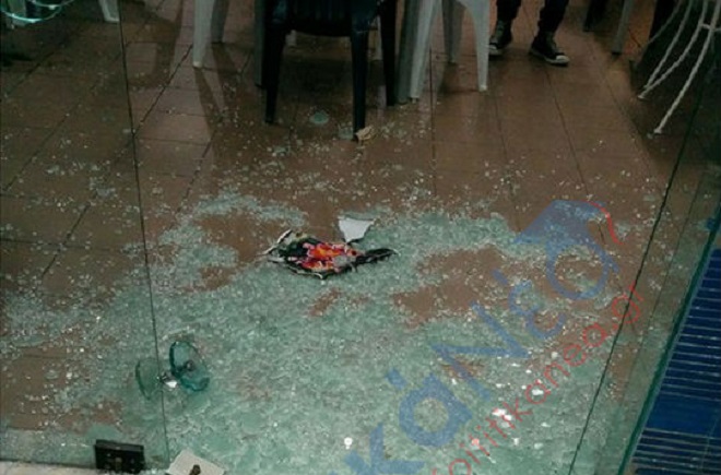 Πάτρα: Σε Σύλλογο Φοιτητών από την Κύπρο έπεσαν οι βόμβες μολότοφ στην Νόρμαν - Στο στόχαστρο για τρίτη φορά - ΔΕΙΤΕ ΦΩΤΟΓΡΑΦΙΕΣ